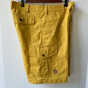 Fjallraven Karl Pro Shorts Size 32 G-1000